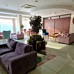 Hotell M. Moniatis 3*