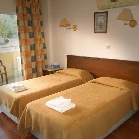 M. Moniatis 3* Limassol