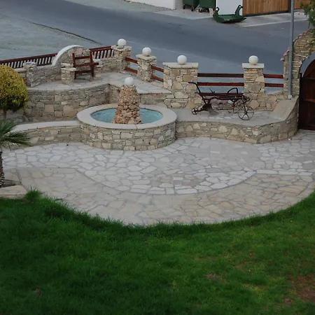 Hotel M. Moniatis