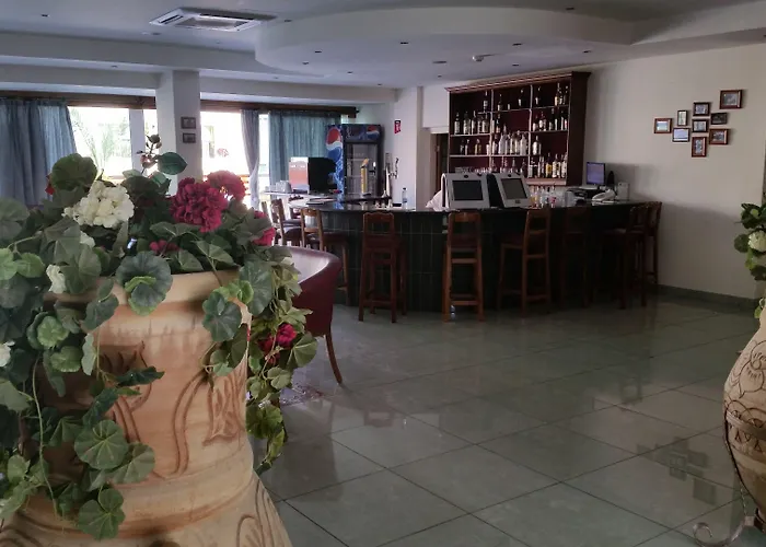 M. Moniatis Hotel 3*