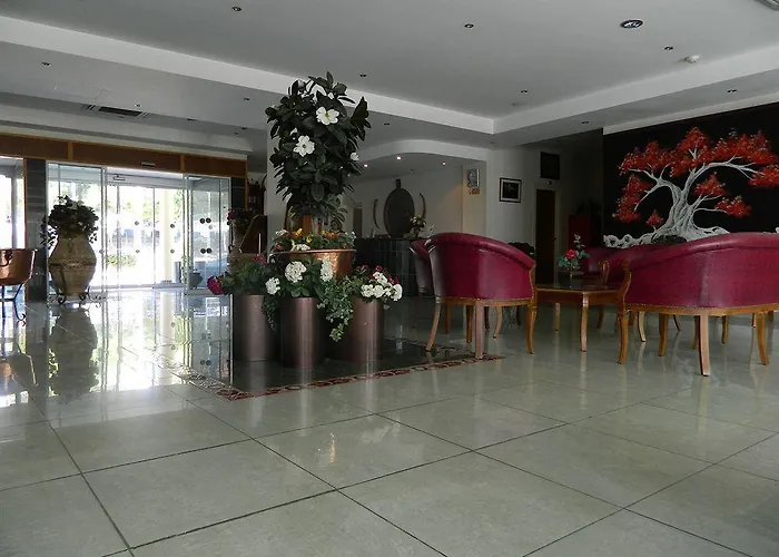 M. Moniatis 3* Limassol