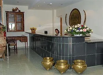 Отель M. Moniatis 3*
