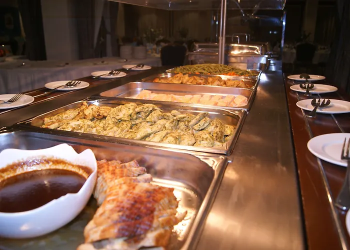 מלון M. Moniatis 3*